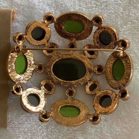 TALBOTS MULTI GREEN COLOR, GOLD TONE BROOCH - Picture 4 of 8